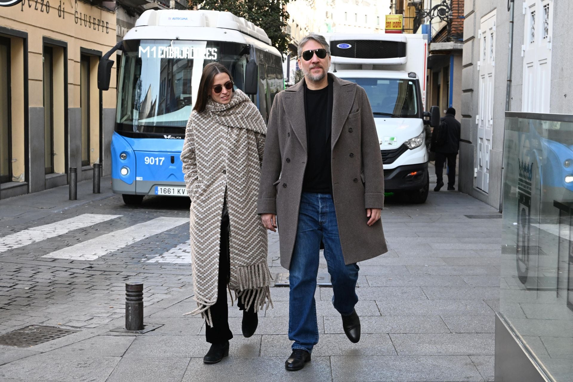 Multitudinario adiós a Marisa Paredes: familiares, amigos y compañeros despiden a la actriz