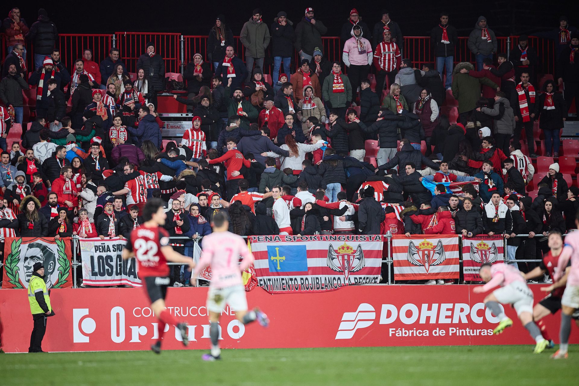 Las mejores imágenes del Mirandés 1 - 1 Sporting de Gijón