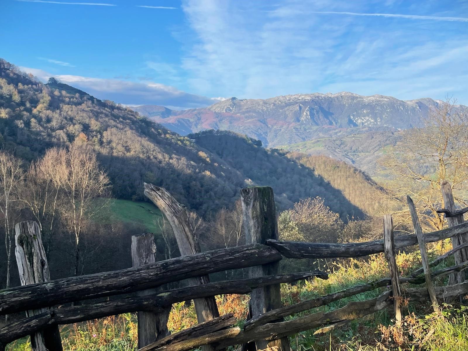 Imagen principal - Una ruta desde Carabanzo a los Megalitos de El Padrún