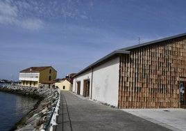 Espacio Portus, en el puerto de Avilés.