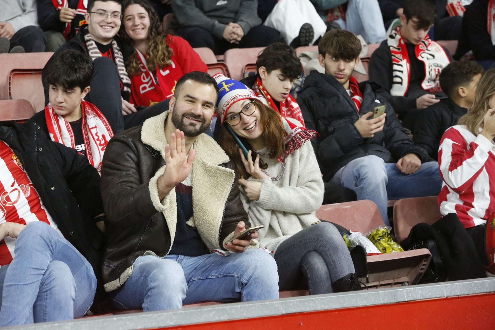 ¿Estuviste en el Sporting - Málaga? ¡Búscate!