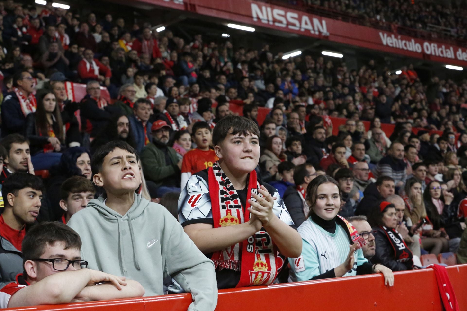 ¿Estuviste en el Sporting - Málaga? ¡Búscate!