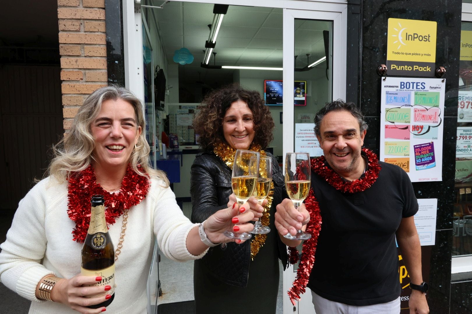 Administración de la calle del Prado que vendió parte del tercer premio.