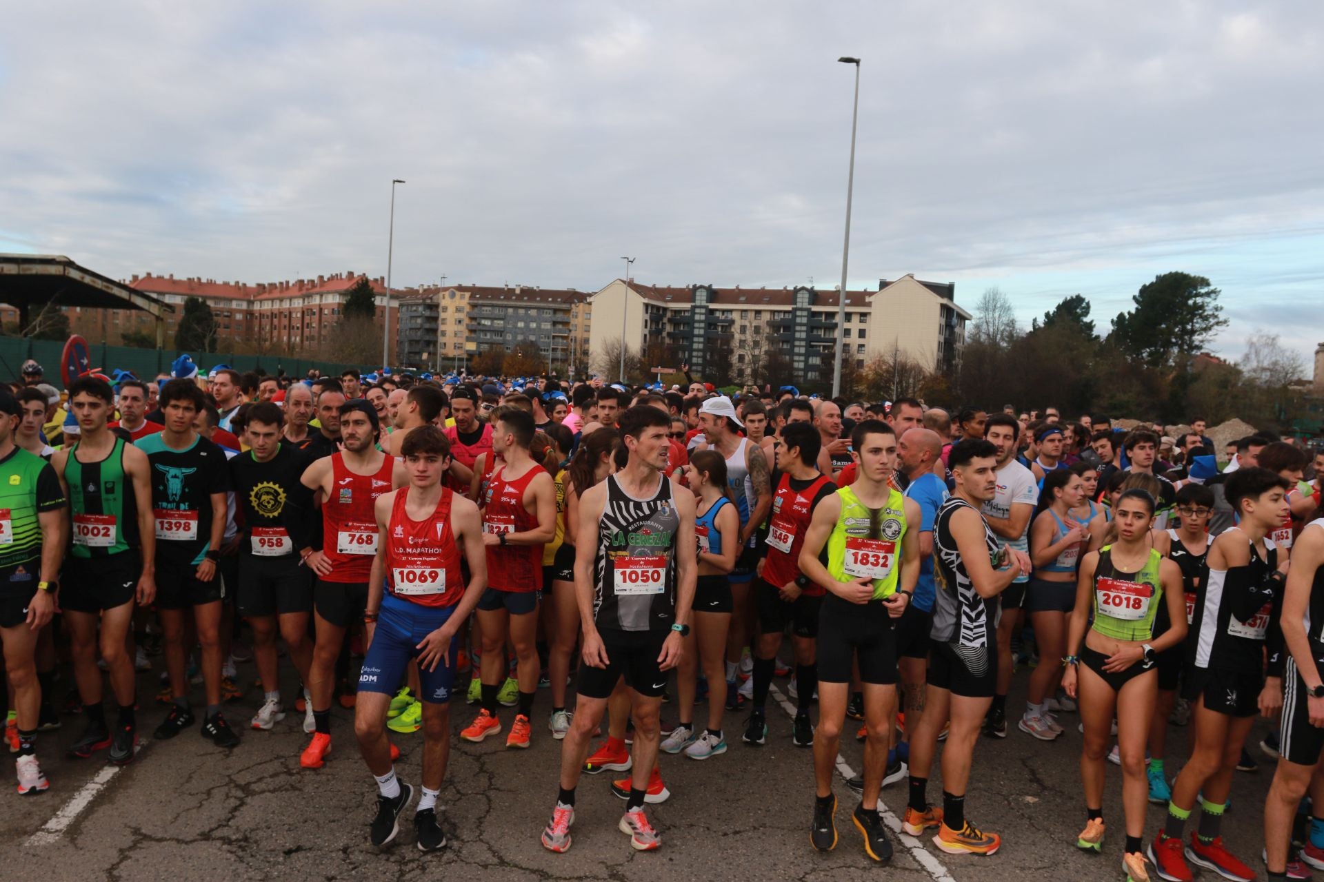 Una carrera mañanera para empezar la Nochebuena en Gijón