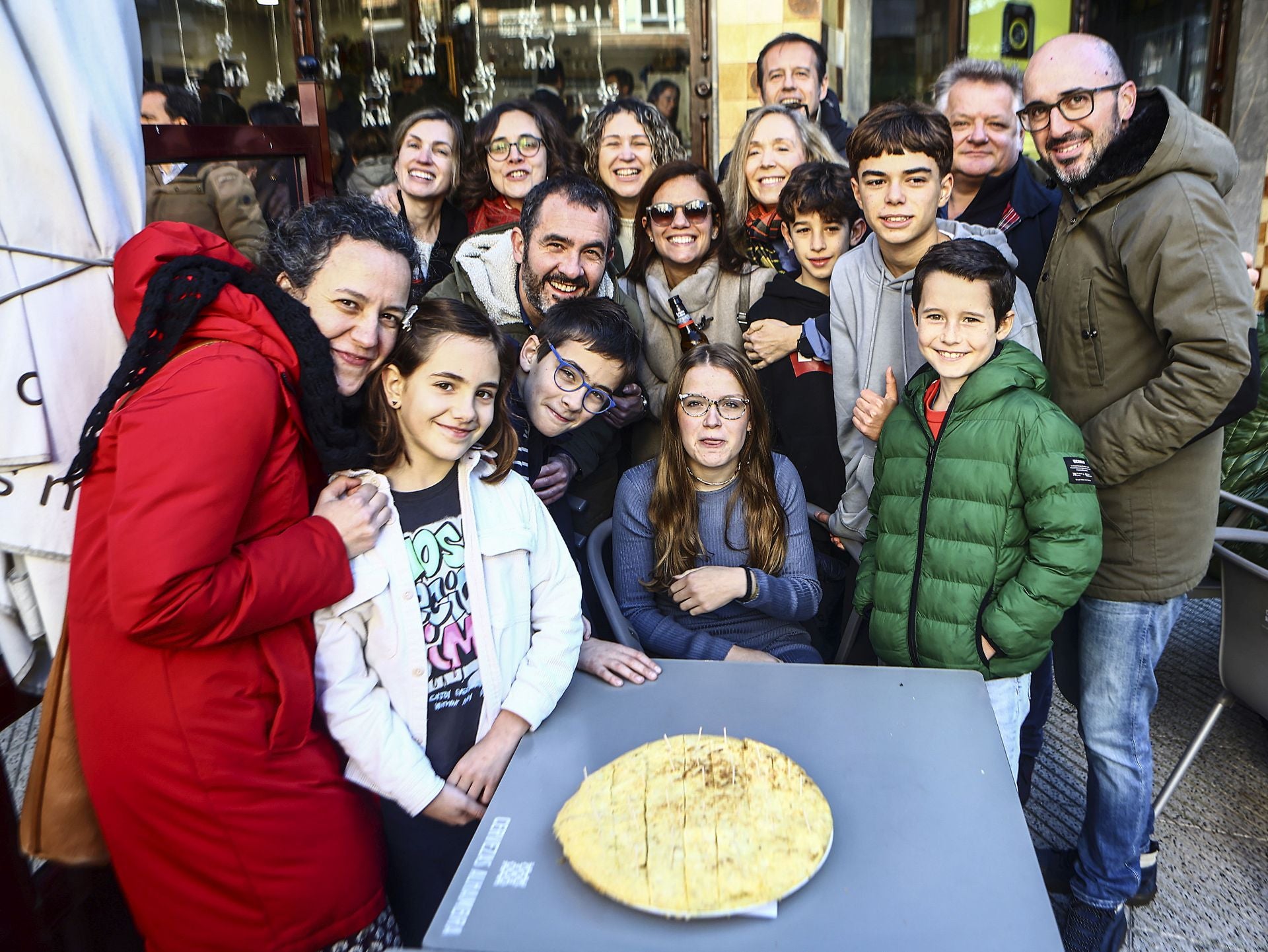 De vermuteo en Nochebuena: Asturias brinda en las terrazas