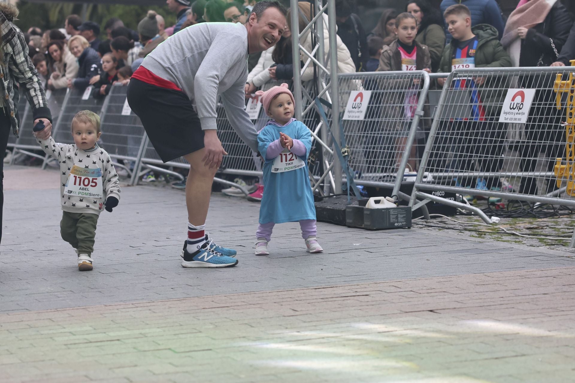 Siero se adelanta a la Nochevieja: todas las fotos de la Carrera de Fin de año