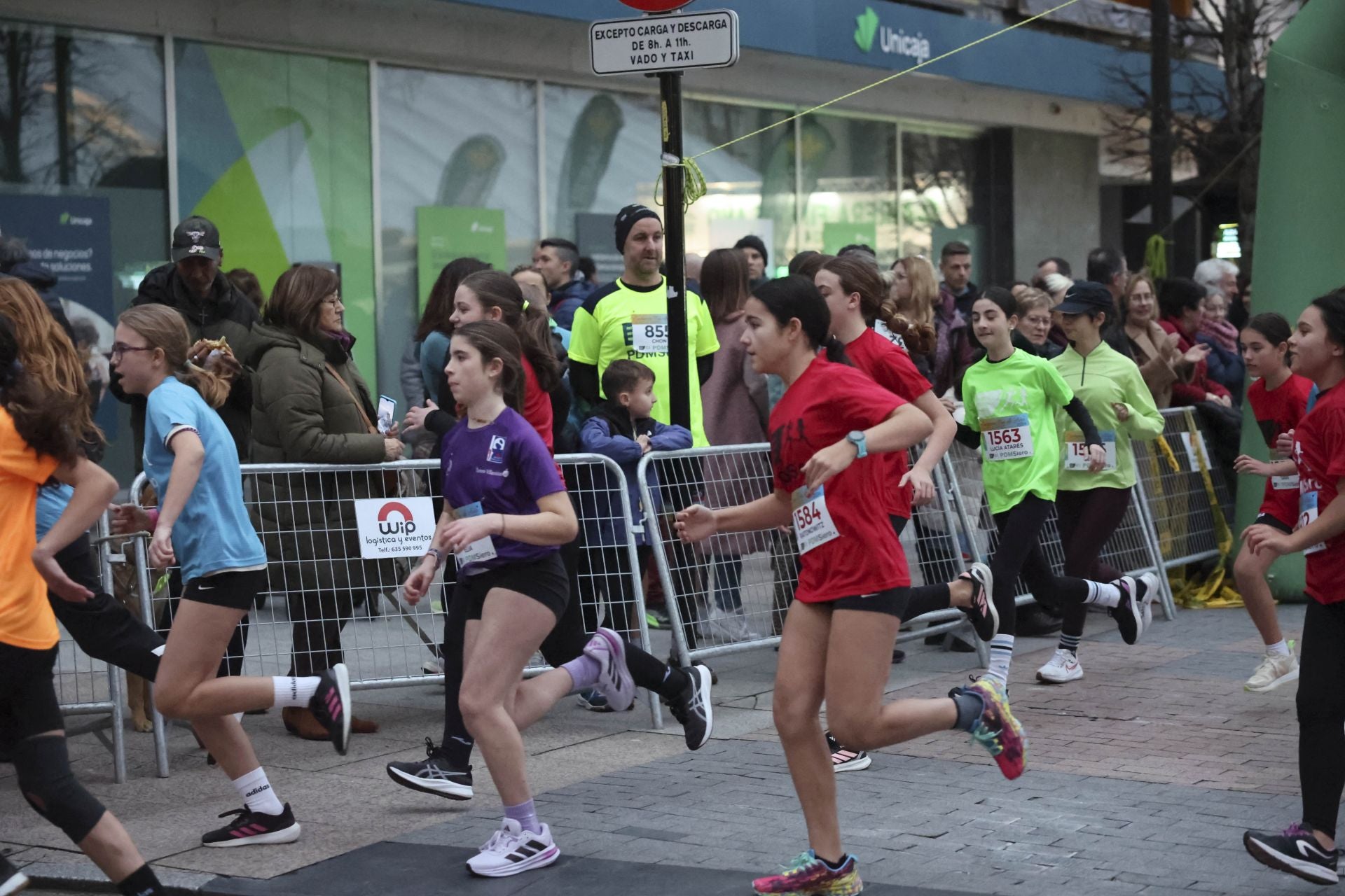 Siero se adelanta a la Nochevieja: todas las fotos de la Carrera de Fin de año