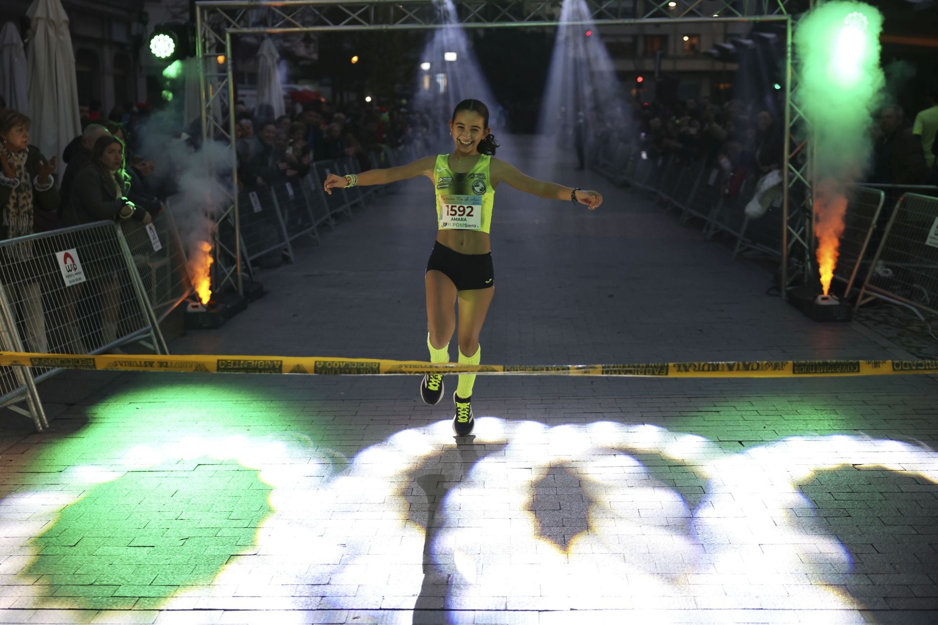 Siero se adelanta a la Nochevieja: todas las fotos de la Carrera de Fin de año