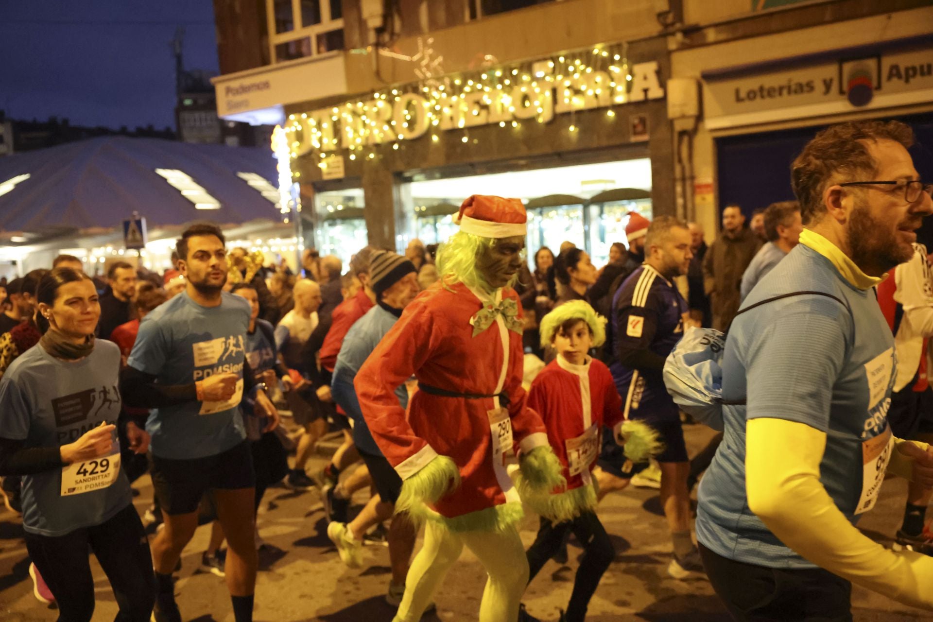 Siero se adelanta a la Nochevieja: todas las fotos de la Carrera de Fin de año