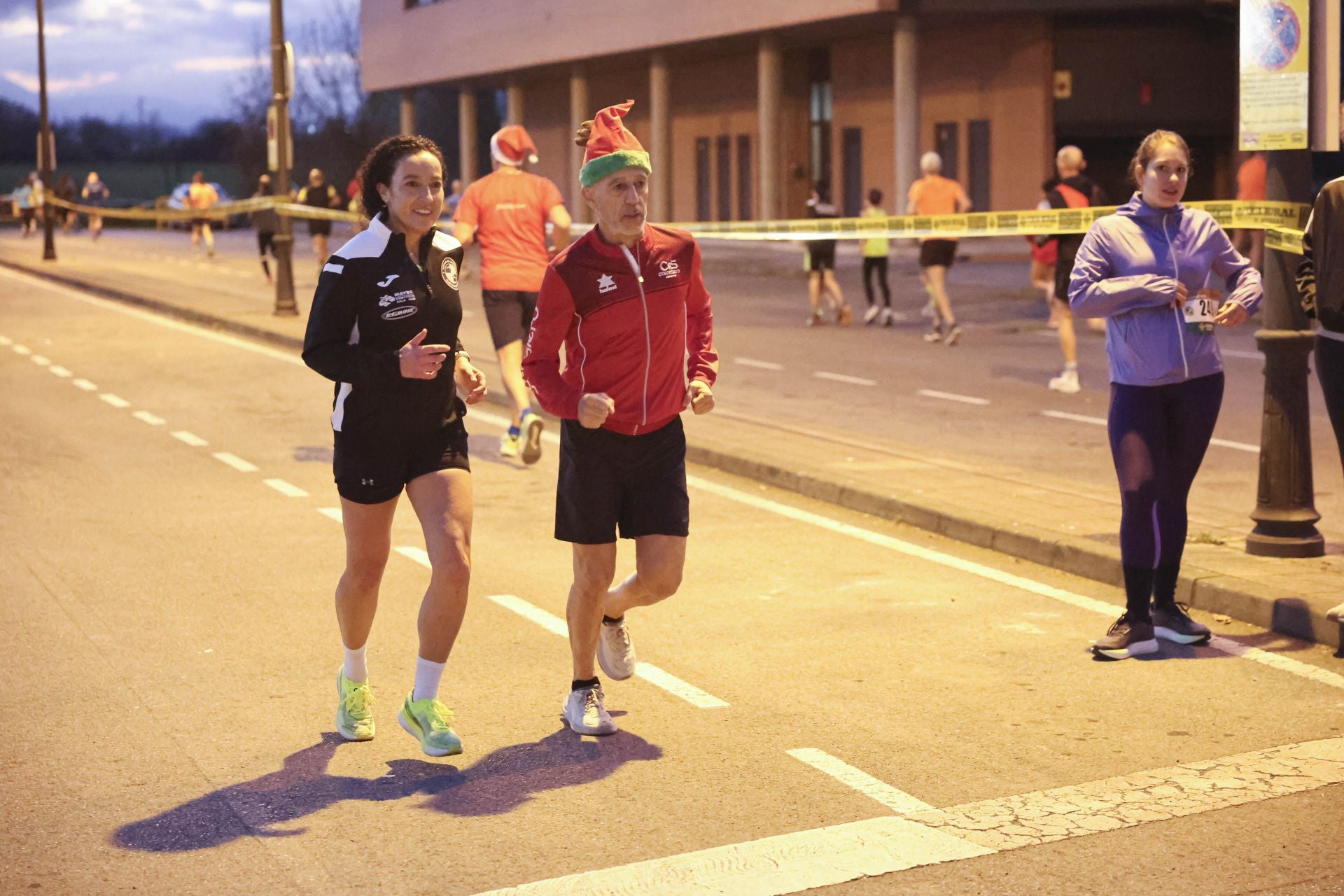 Las mejores fotos de la Carrera Fin de Año de Lugones