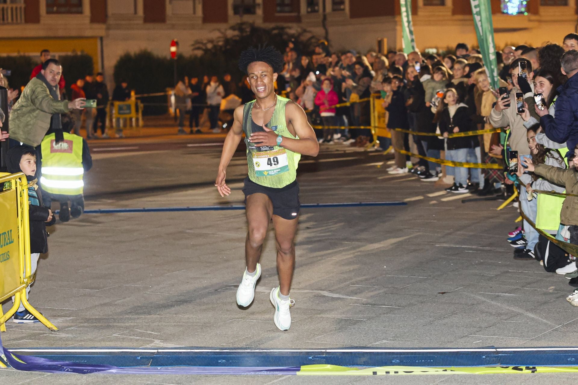 Las mejores fotos de la Carrera Fin de Año de Lugones