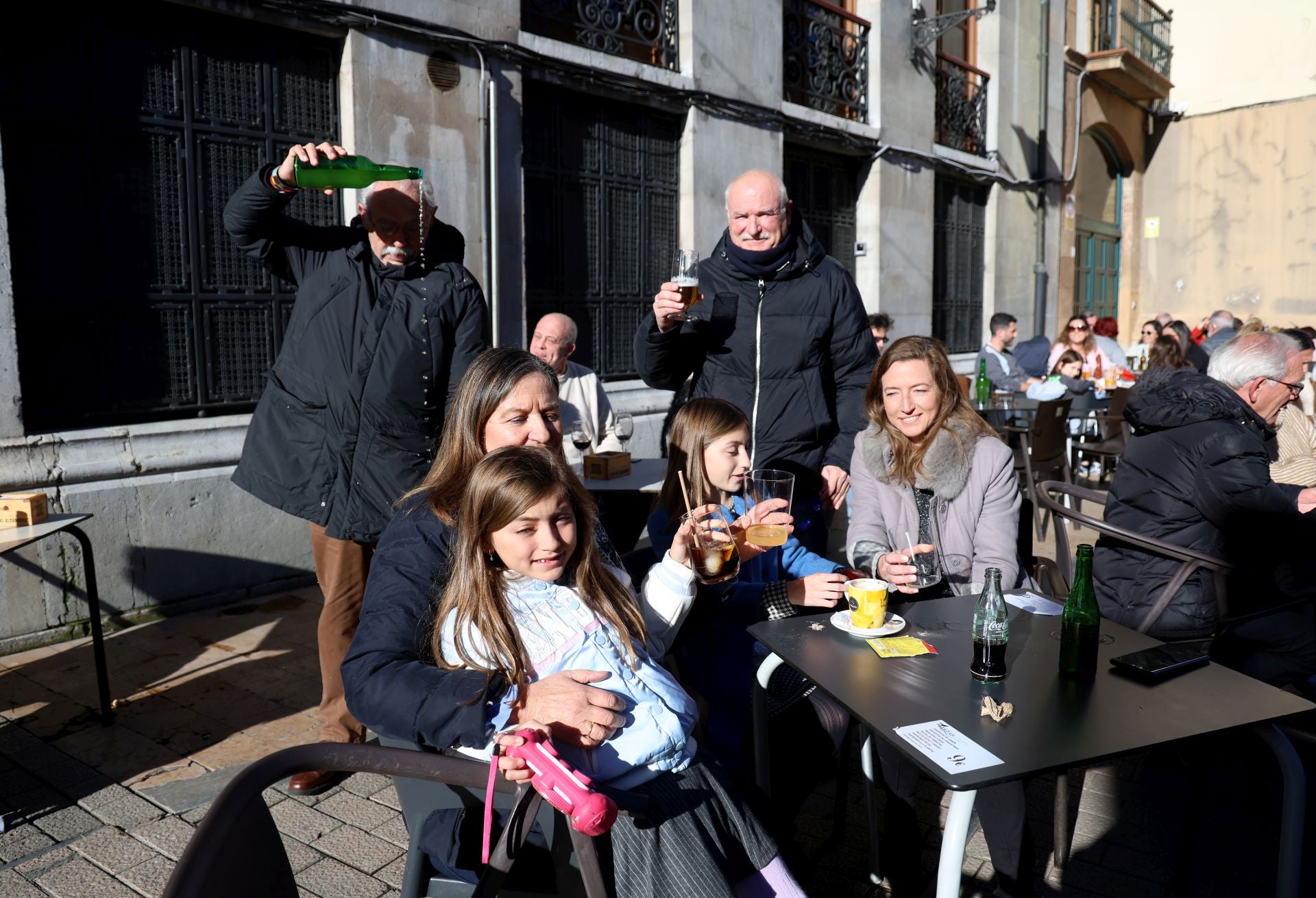 Asturias, de terraceo para brindar por el nuevo año