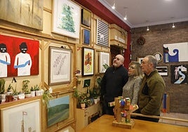 Pelayo Ortega con Paloma y Juanjo, en el Estudio.