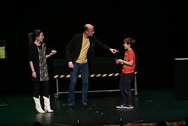 Humor y magia se dieron la mano en este espectáculo del Mago Jandro.