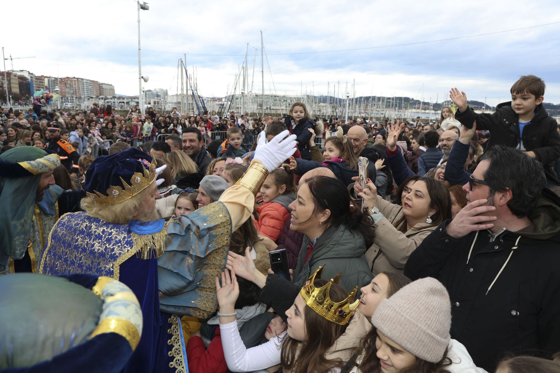 Las imágenes de la llegada de los Reyes Magos a Gijón