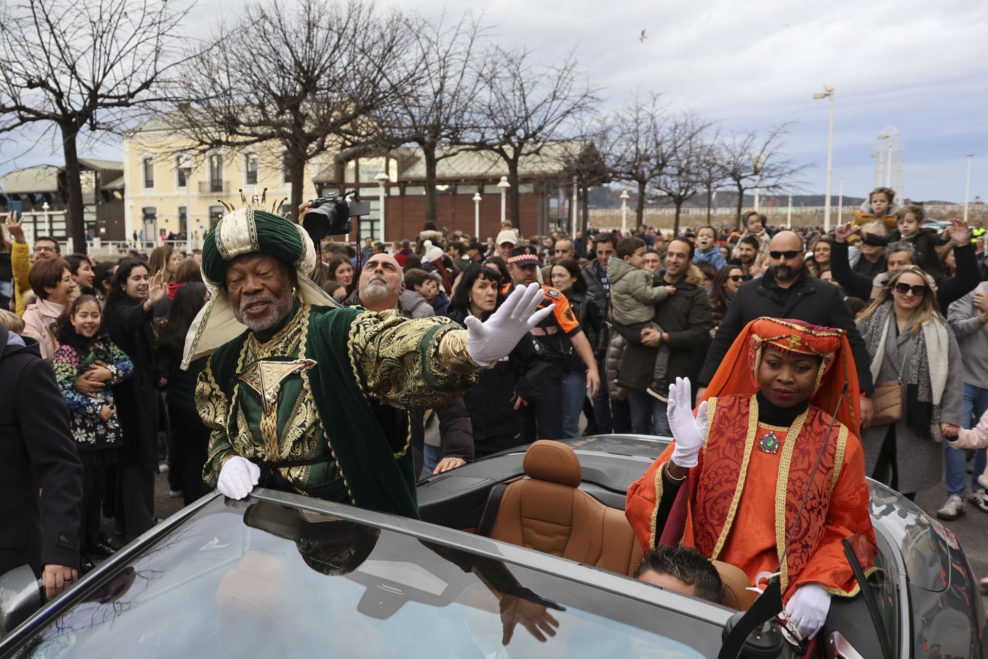 Las imágenes de la llegada de los Reyes Magos a Gijón