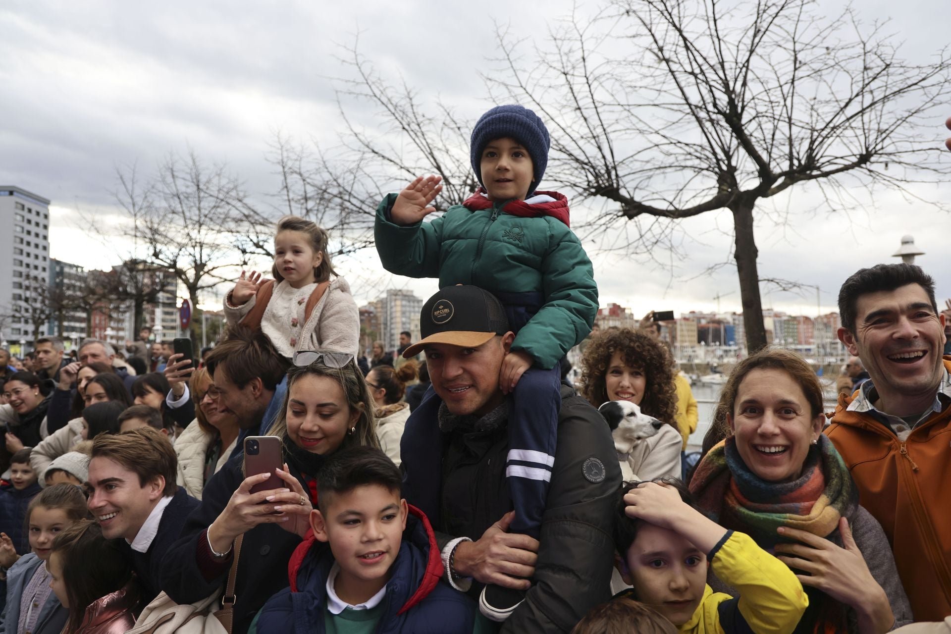 Las imágenes de la llegada de los Reyes Magos a Gijón