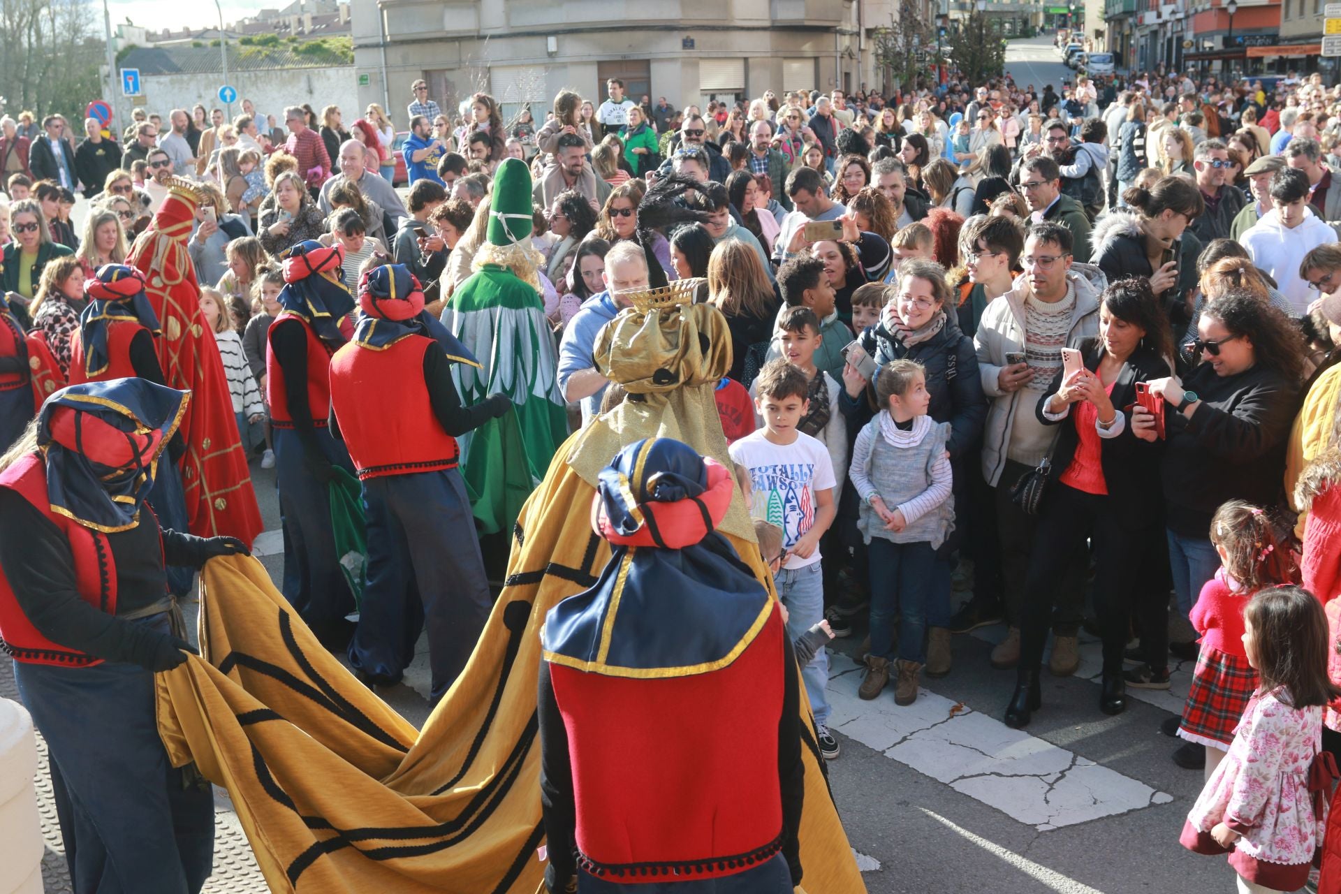 La magia de los Reyes Magos llena Noreña