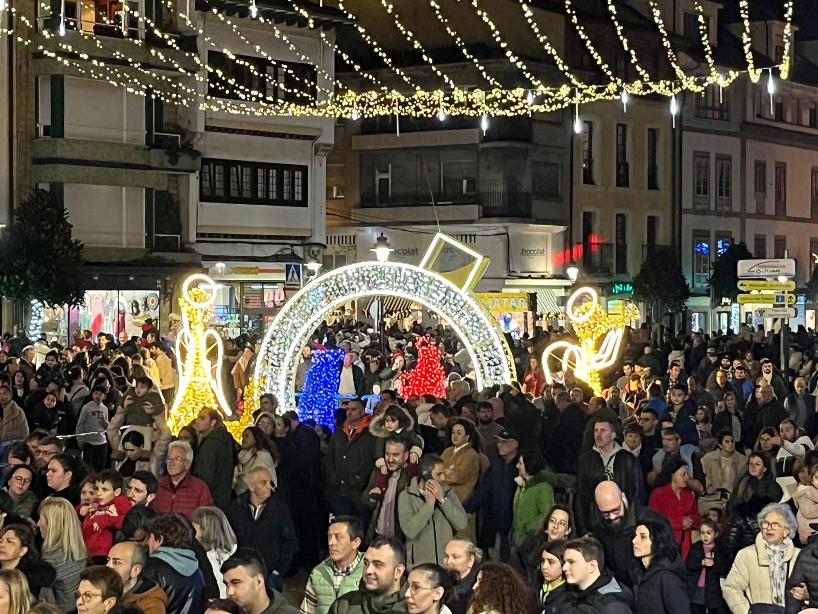 Cabalgatas de oriente a occidente: las imágenes de los Reyes Magos a su paso por Asturias