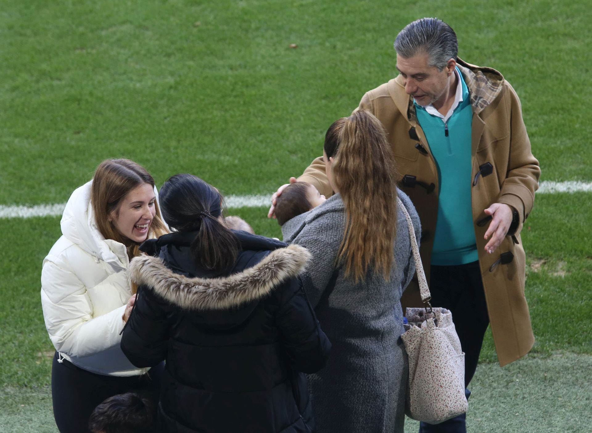Entrenamiento del Real Oviedo en el día de Reyes mirando al derbi