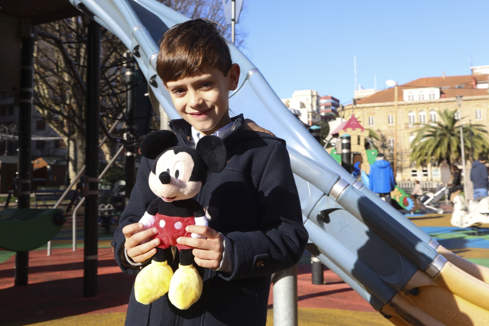 Deseos cumplidos: los niños asturianos disfrutan de una mágica mañana de Reyes