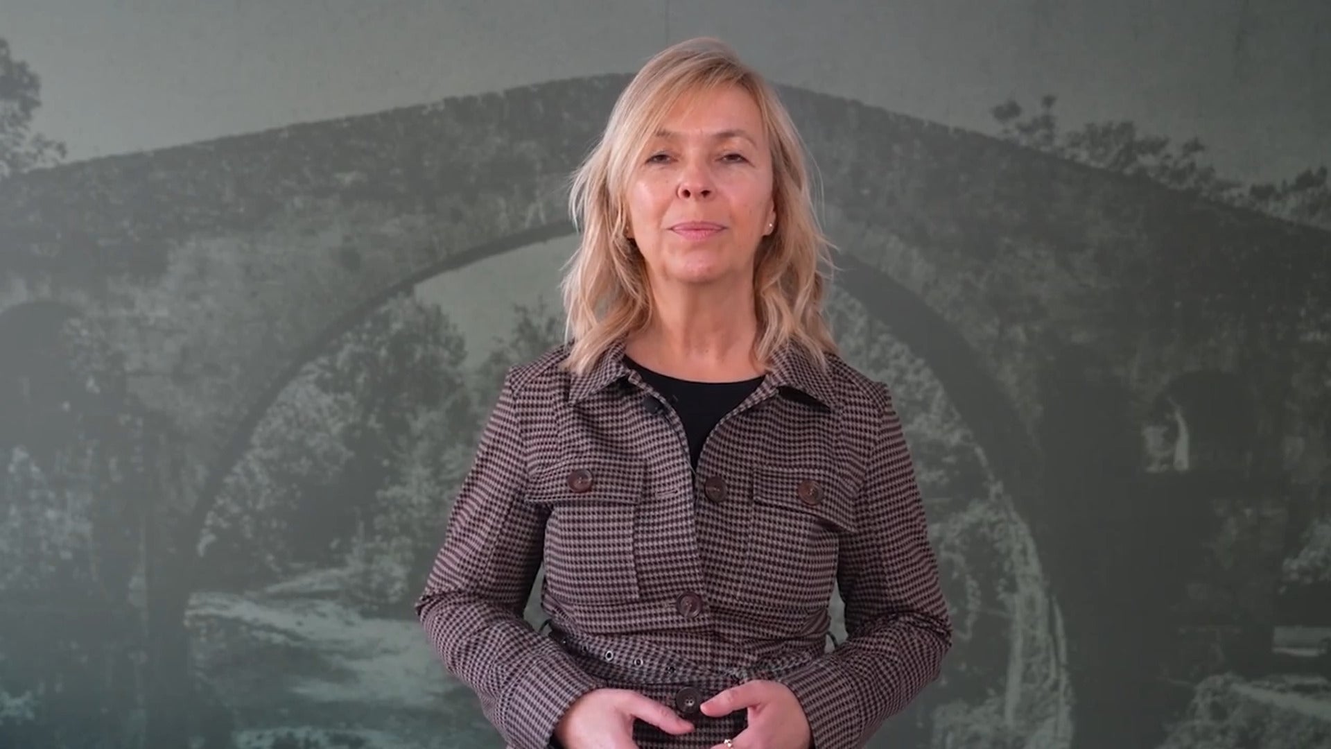 Sara Rouco, portavoz de Vox en el Ayuntamiento de Gijón, felicita a EL COMERCIO