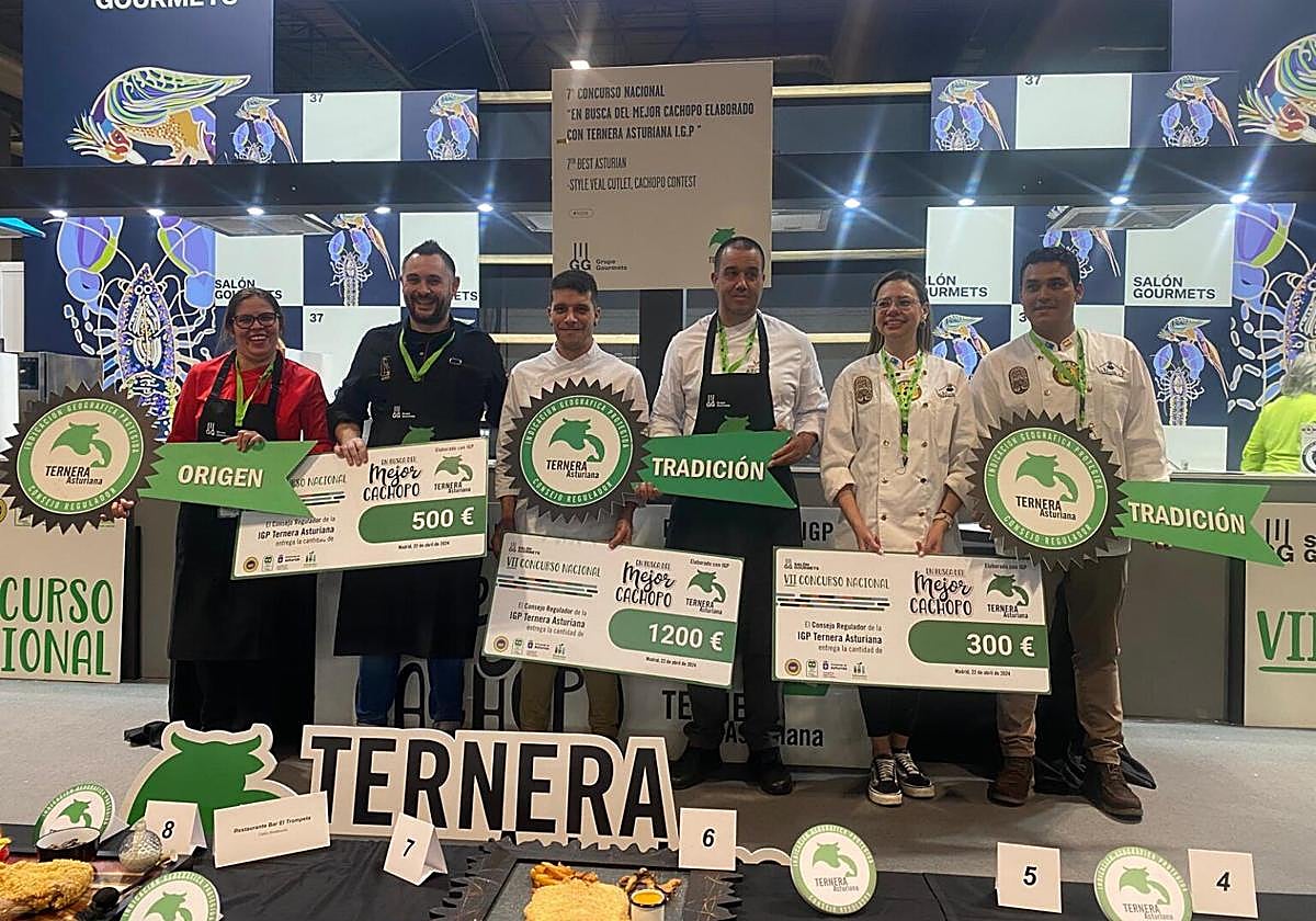 Finalistas de la pasada edición del concurso de cachopo elaborado con Ternera Asturiana