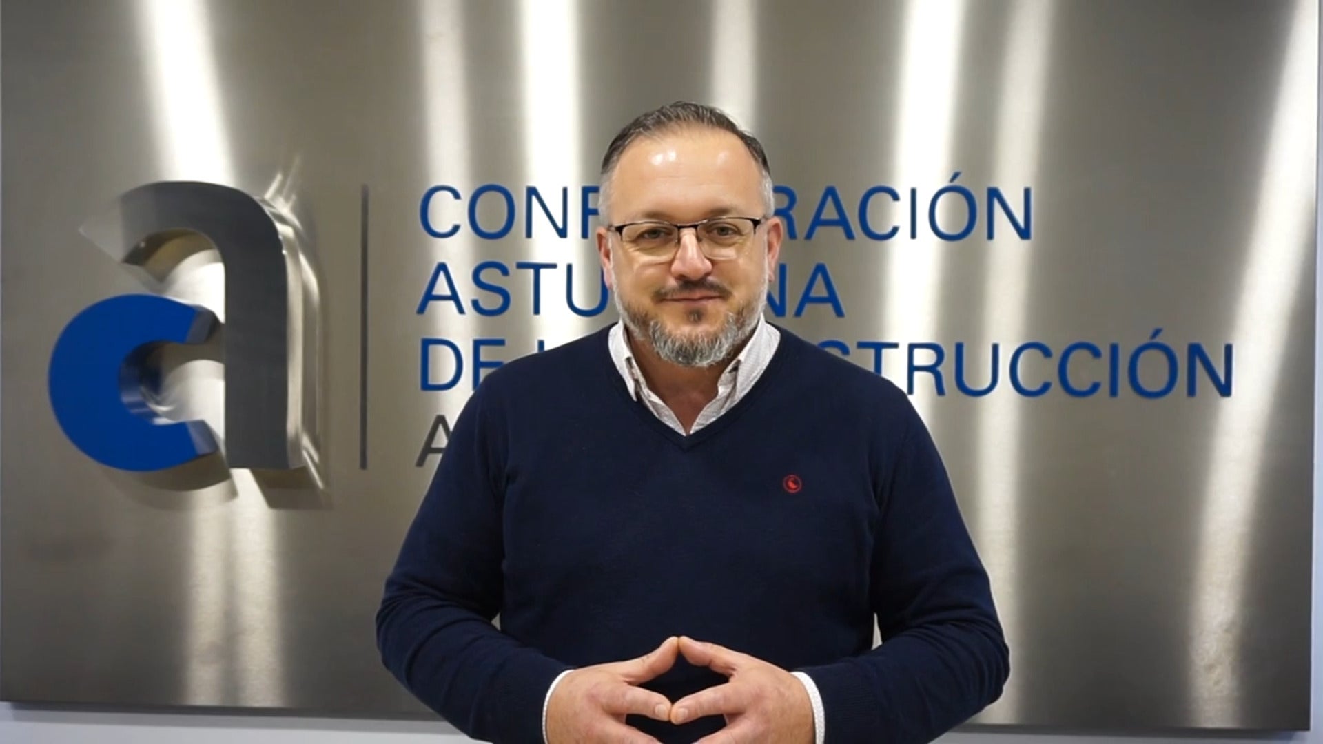 Joel García, presidente de CAC‐Asprocon, felicita a EL COMERCIO