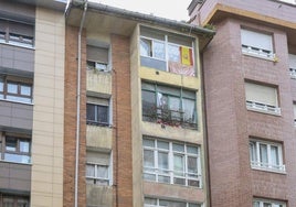 Edificio ocupado en la calle Aguado.