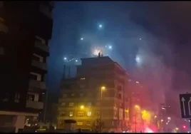 Fuegos artificiales en Oviedo antes del derbi