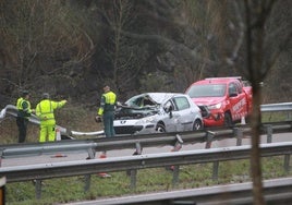 Herida una mujer en un aparatoso accidente en la AS-II en sentido a Gijón