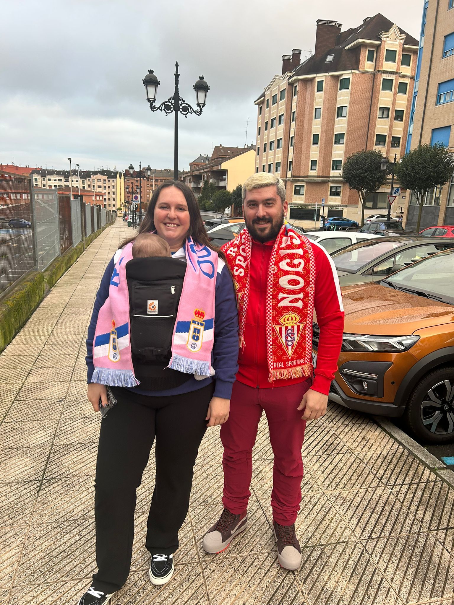 ¿Estuviste animando al Real Oviedo antes del derbi? ¡Búscate en las fotos!
