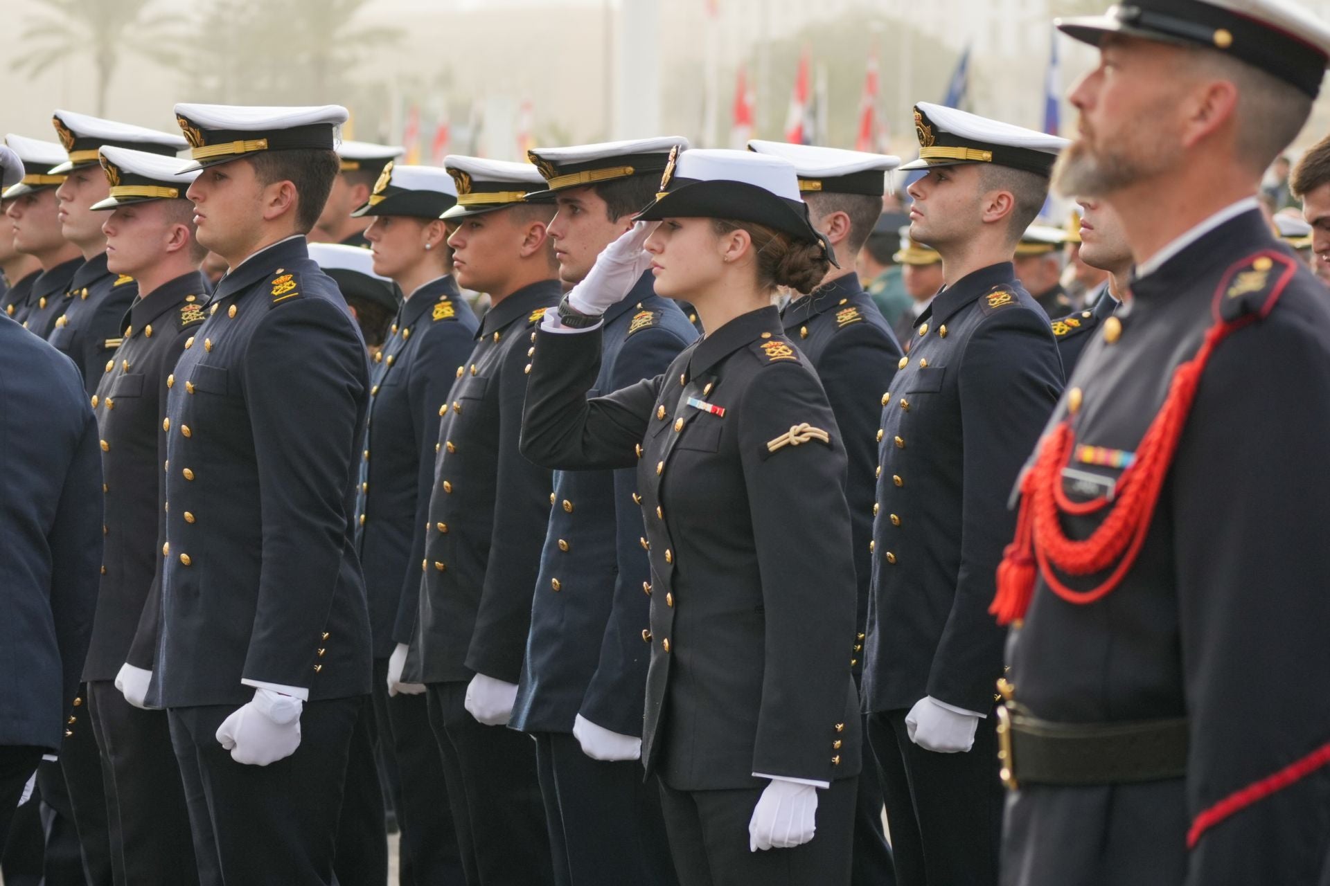 La Princesa Leonor se despide de sus padres, los Reyes, y pone rumbo a América