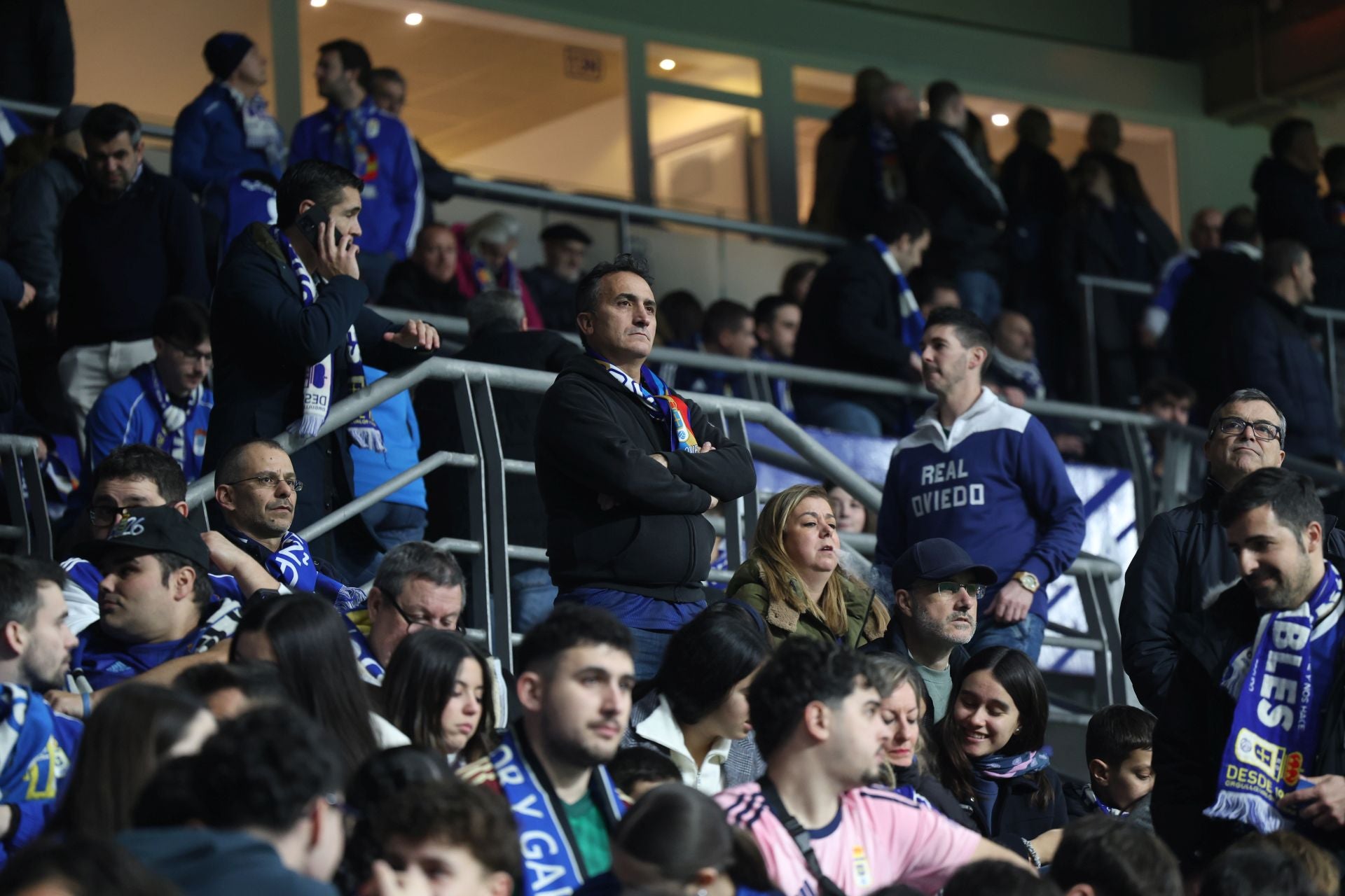 ¿Estuviste viendo el Real Oviedo - Sporting de Gijón? ¡Búscate en las fotos del Tartiere!