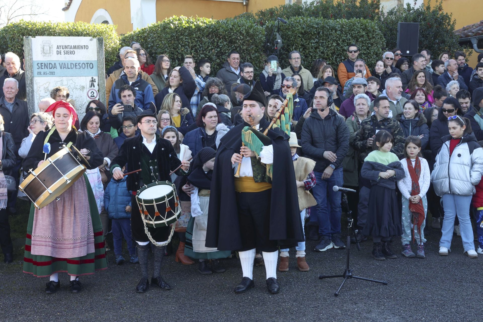 Sidros, Comedies... y hasta pitufos en Valdesoto