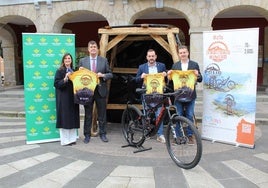 Presentación, ayer, de la nueva iniciativa turística de Mieres.