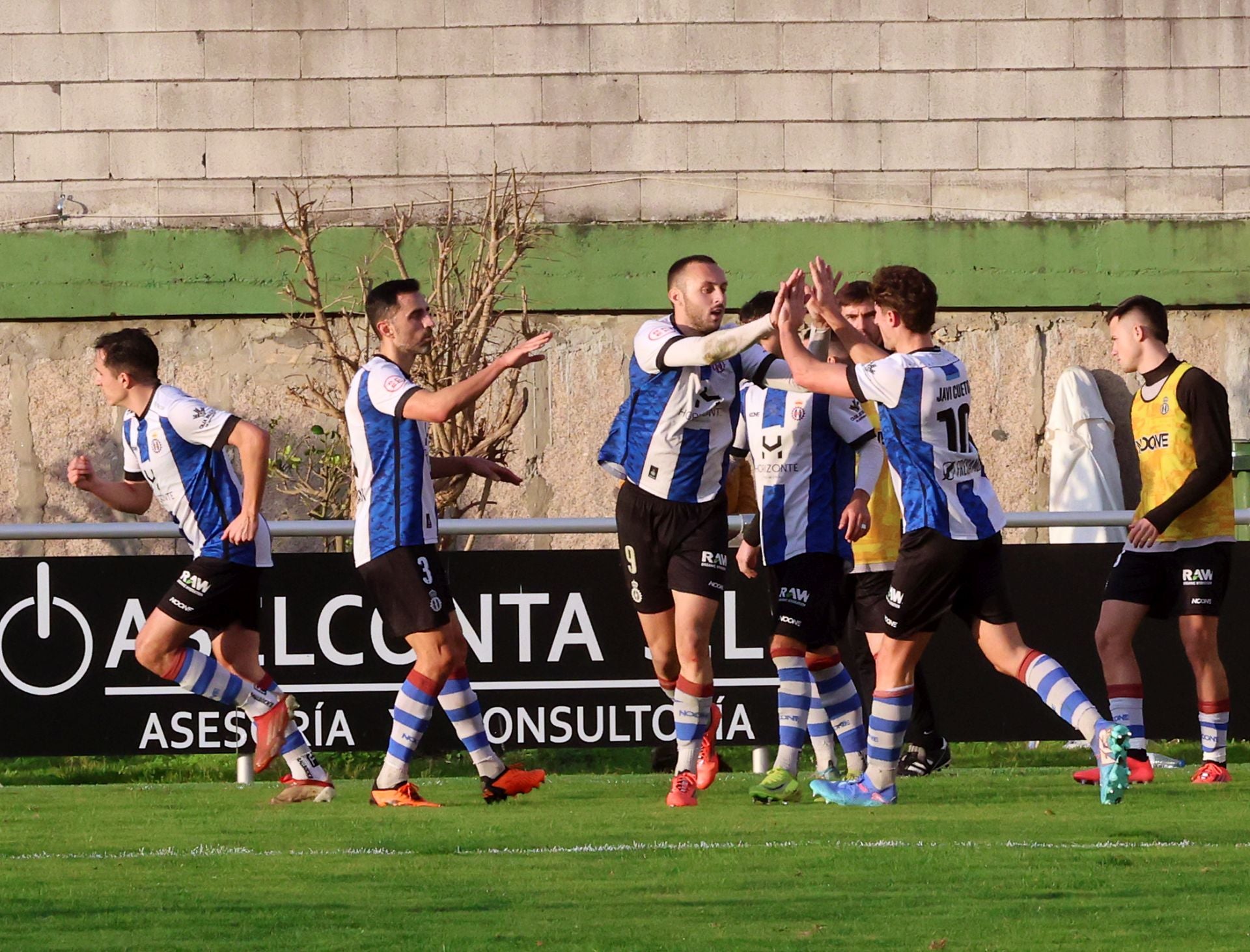 Coruxo 2 -2 Real Avilés, en imágenes