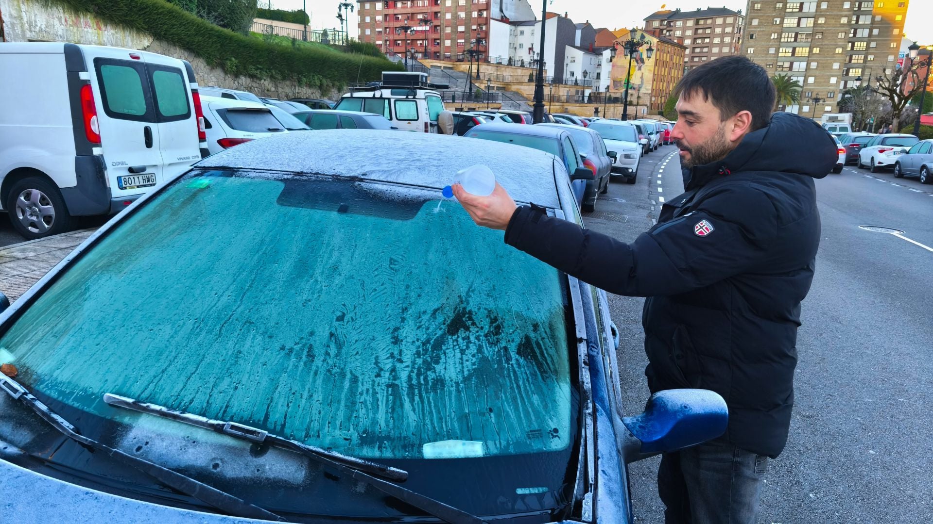 Frío en Asturias: la escarcha y temperaturas bajo cero pintan el paisaje de blanco