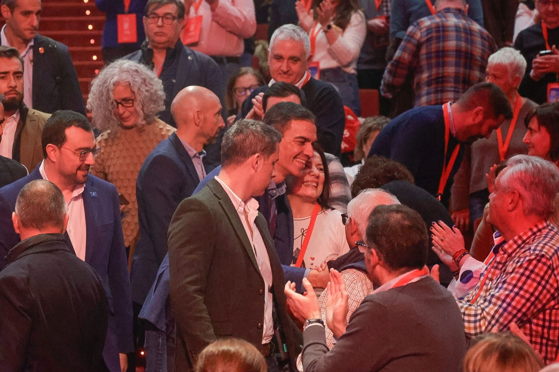 Pedro Sánchez y Adrián Barbón inauguran el congreso socialista en Avilés