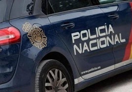 Detienen a un hombre que robó en dos locutorios de Gijón tras una intensa persecución: la Policía busca a su cómplice