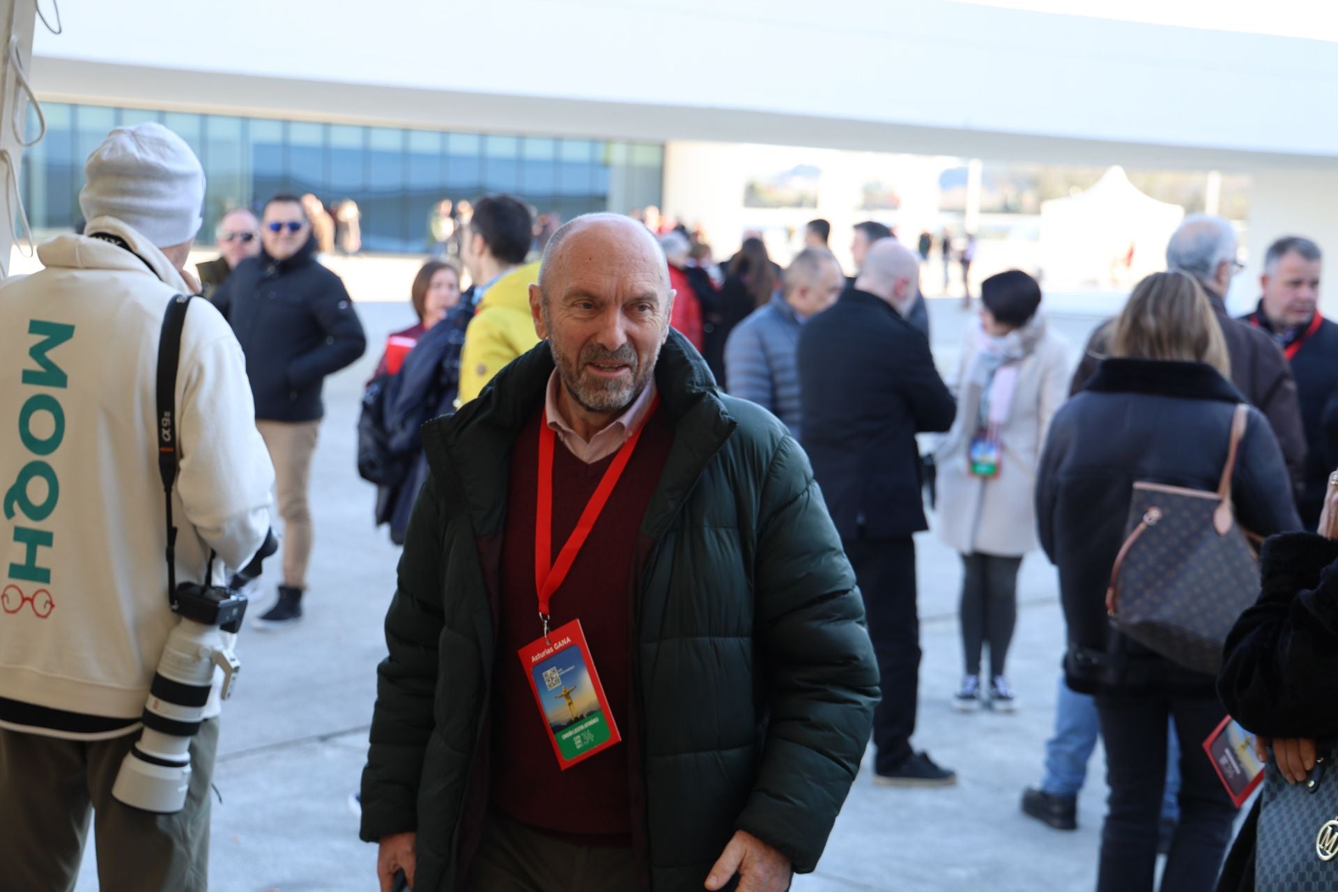 El Niemeyer de Avilés, abarrotado por el congreso socialista