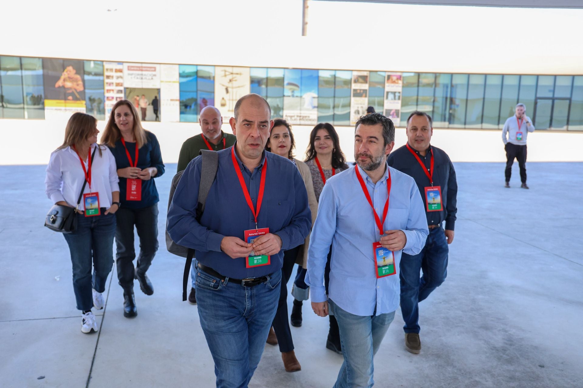 El Niemeyer de Avilés, abarrotado por el congreso socialista