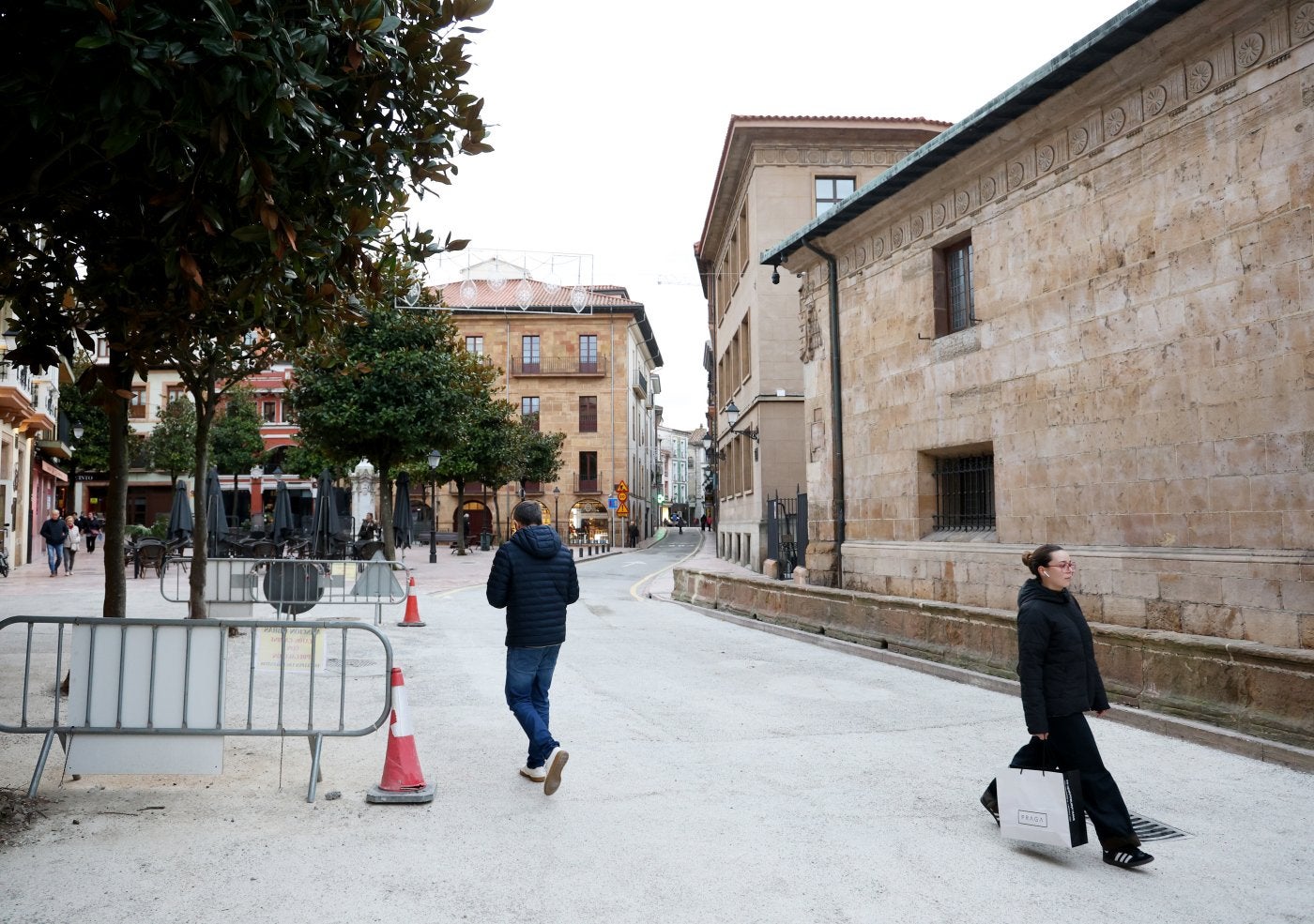 Continúan las peatonalizaciones en El Antiguo.