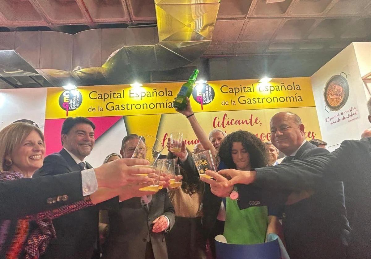 Oviedo entrega a Alicante la capitalidad gastronómica tras un año de récord
