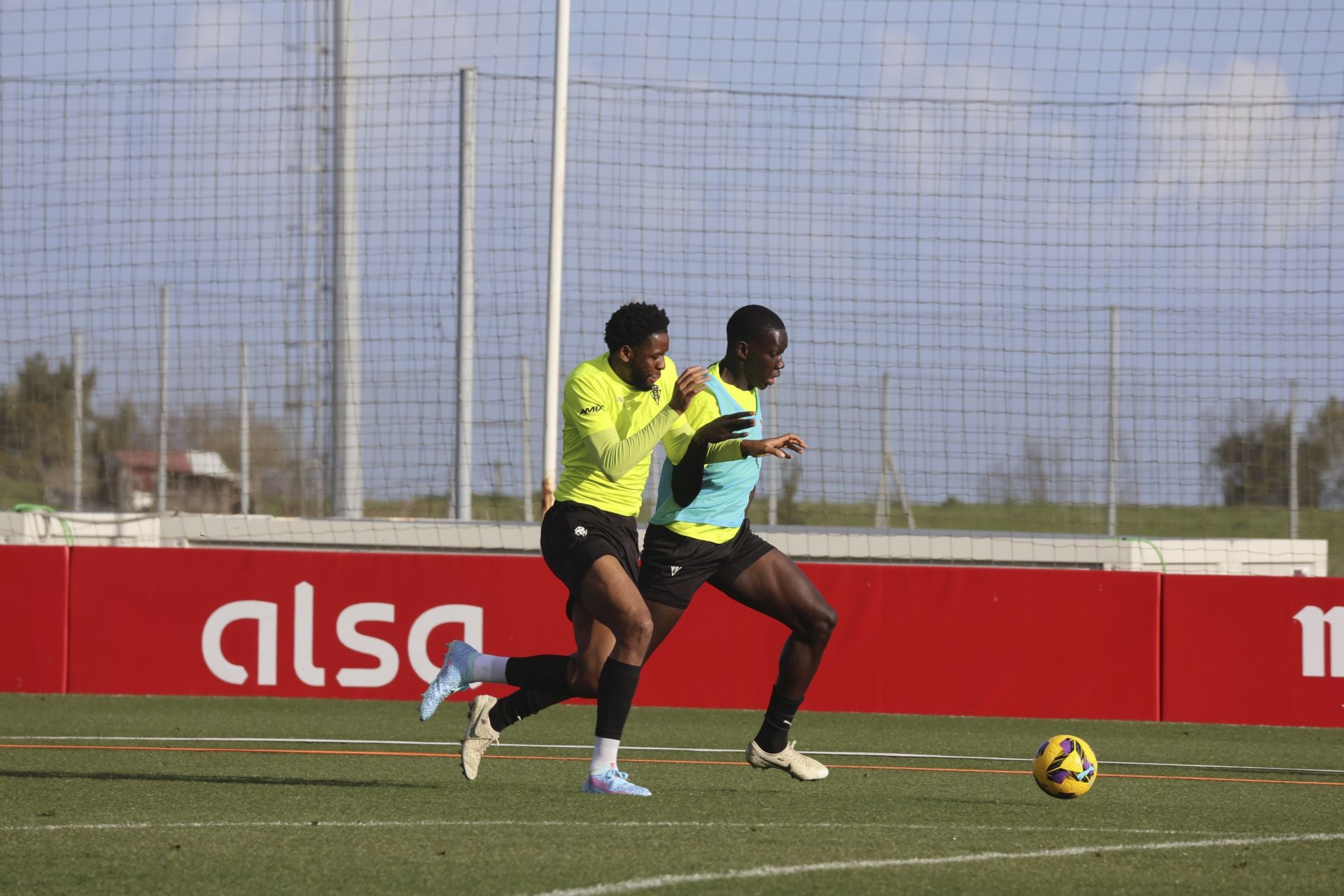 Entrenamiento del Sporting de Gijón (23/01/2025)