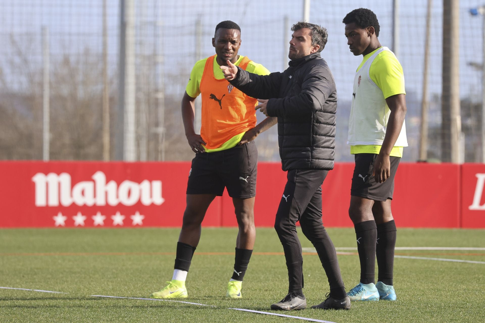 Entrenamiento del Sporting de Gijón (23/01/2025)