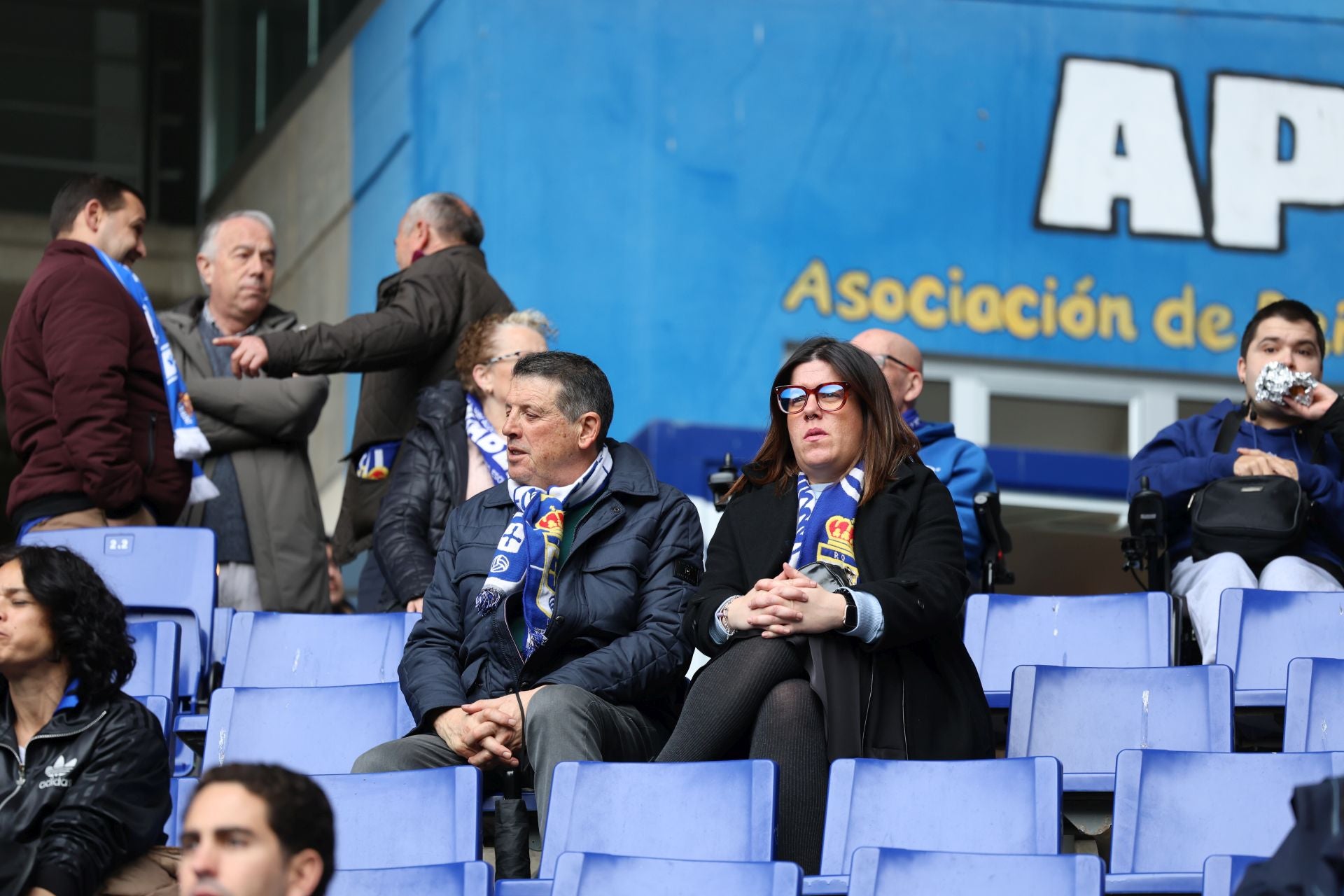 Fotos: ¿Estuviste en el Real Oviedo - Castellón? ¡Búscate!