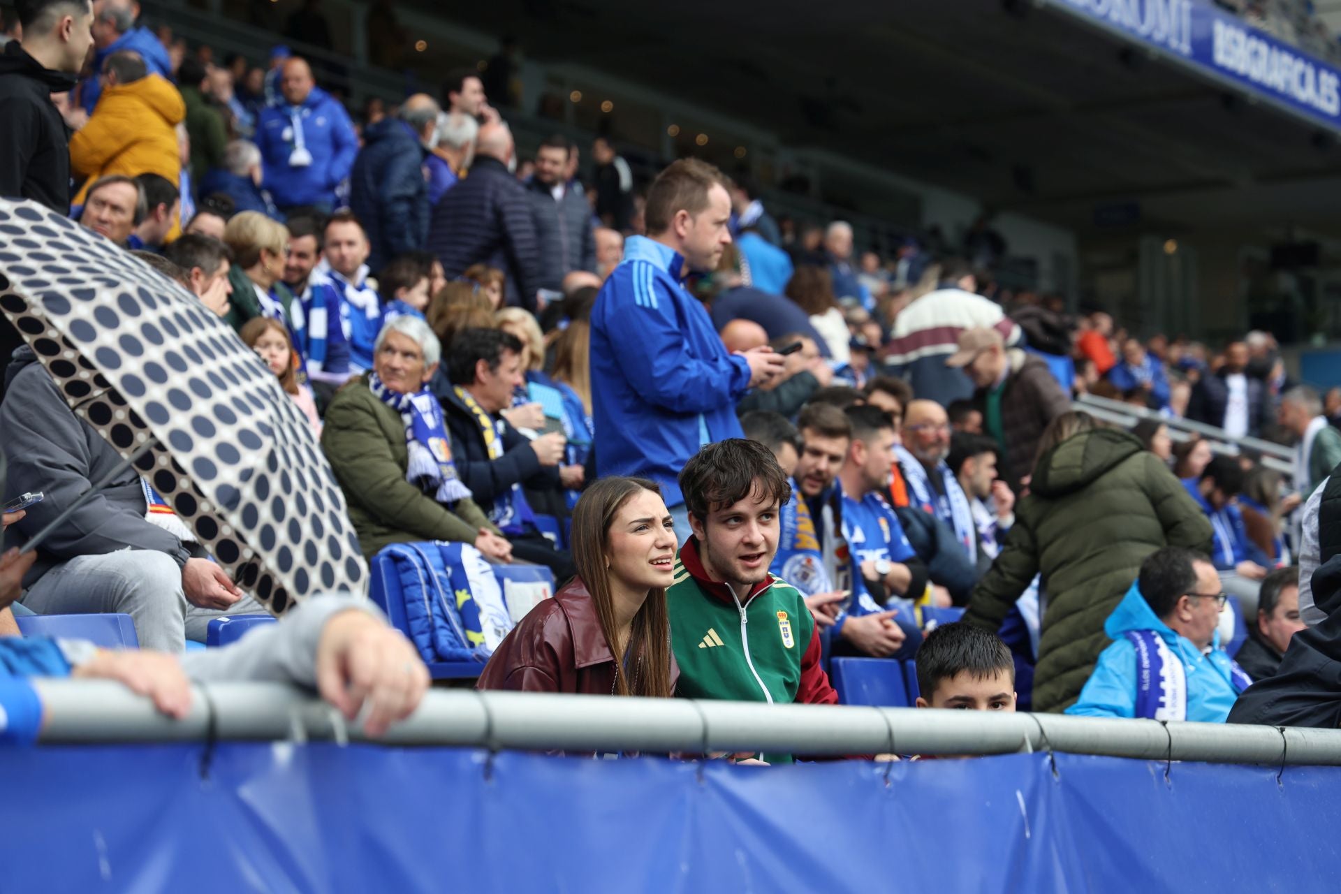 Fotos: ¿Estuviste en el Real Oviedo - Castellón? ¡Búscate!