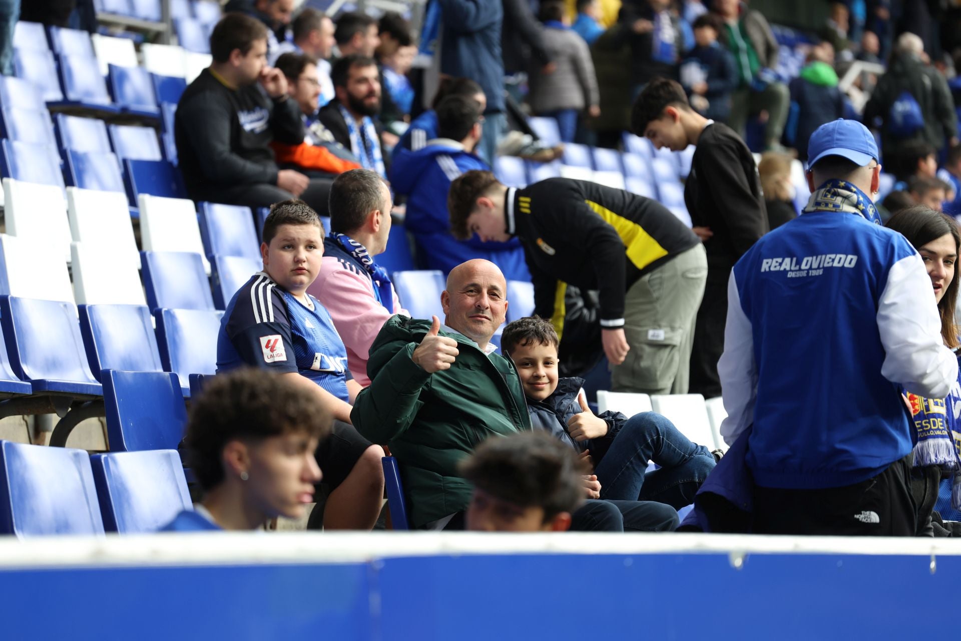 Fotos: ¿Estuviste en el Real Oviedo - Castellón? ¡Búscate!