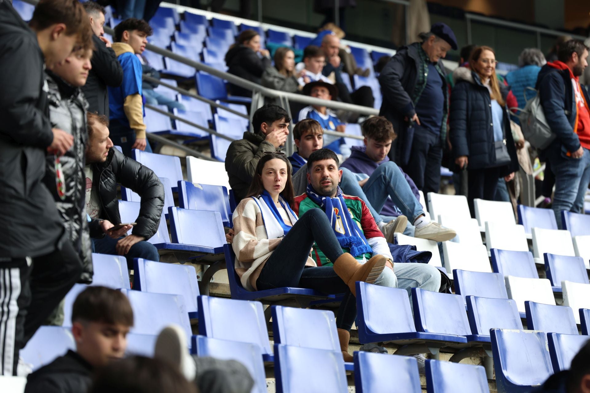 Fotos: ¿Estuviste en el Real Oviedo - Castellón? ¡Búscate!